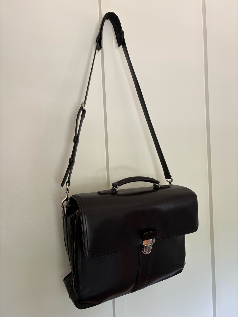 Coach F72070 Perry Flap Black  Briefcase/Laptop Bag With Slide Lock Closure - Picture 2 of 8